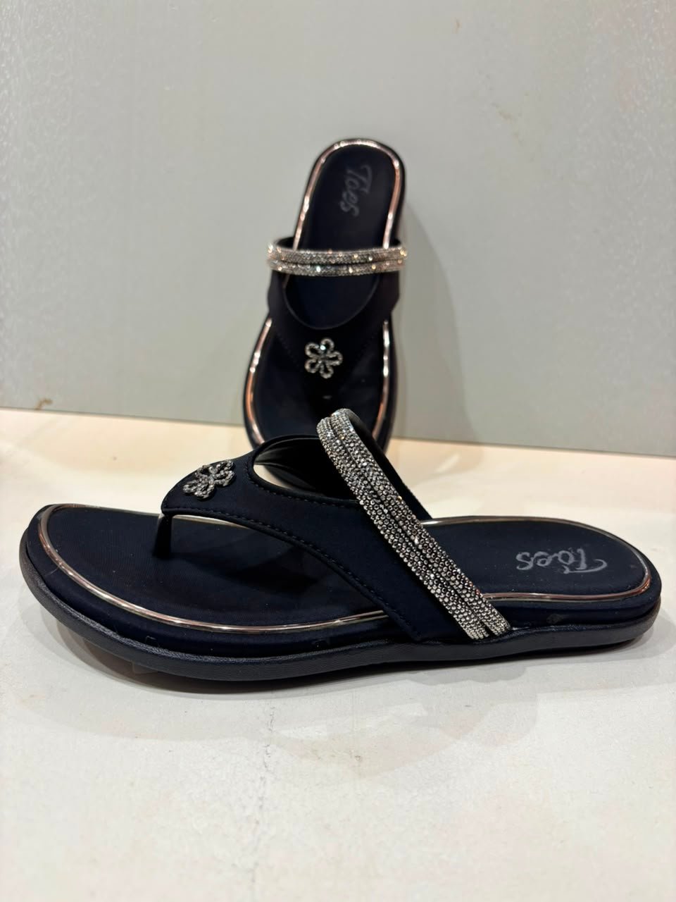 Toes Girls Sandel Black