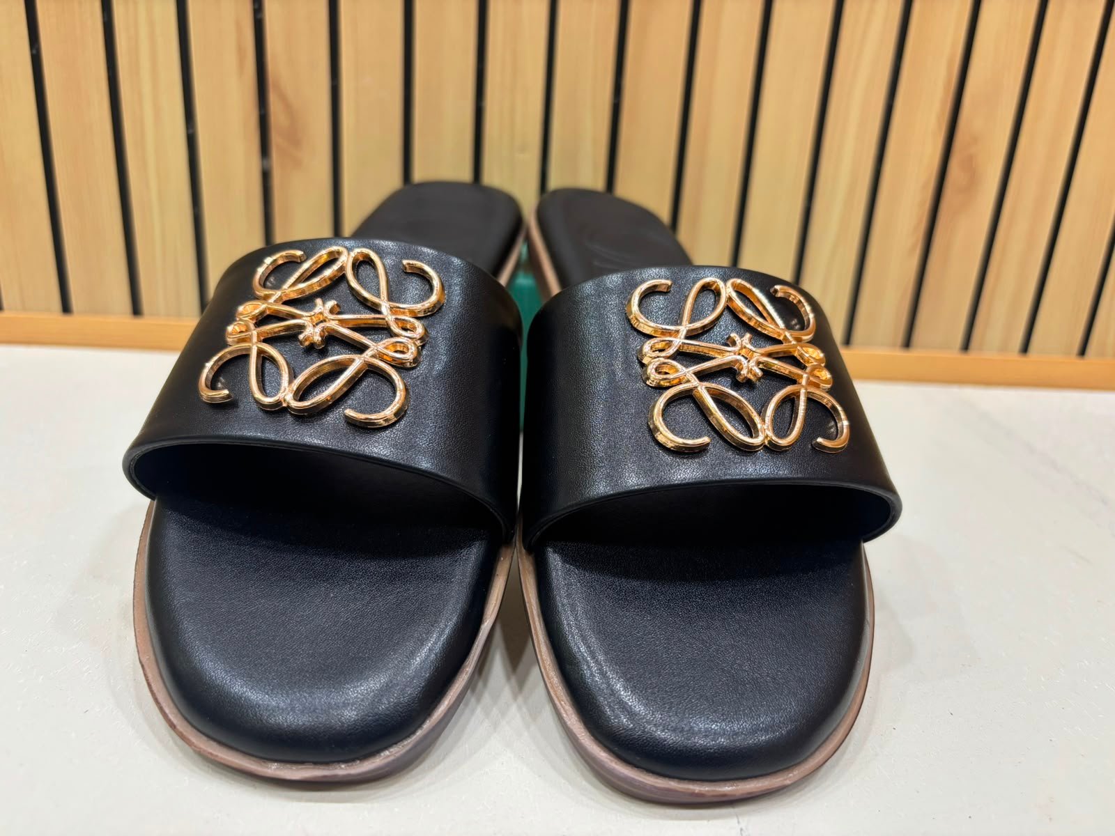 D/Y Girls Sandal Loewe Black - Image 2