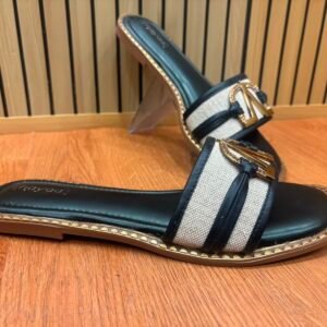 Nayaa Girls Sandal Black